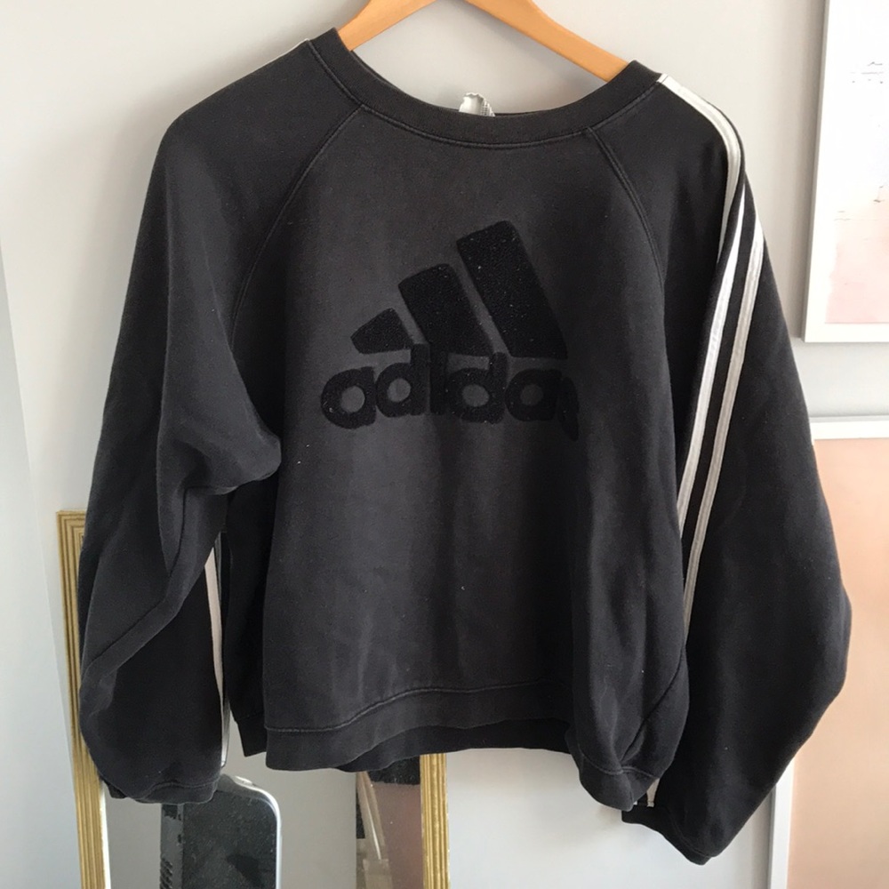 Vintage adidas crew neck sweatshirt